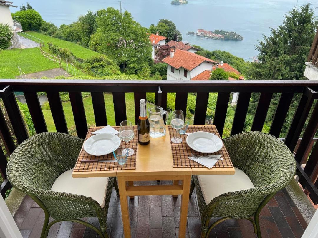 Casa Pinna Levo Di Stresa Eksteriør billede